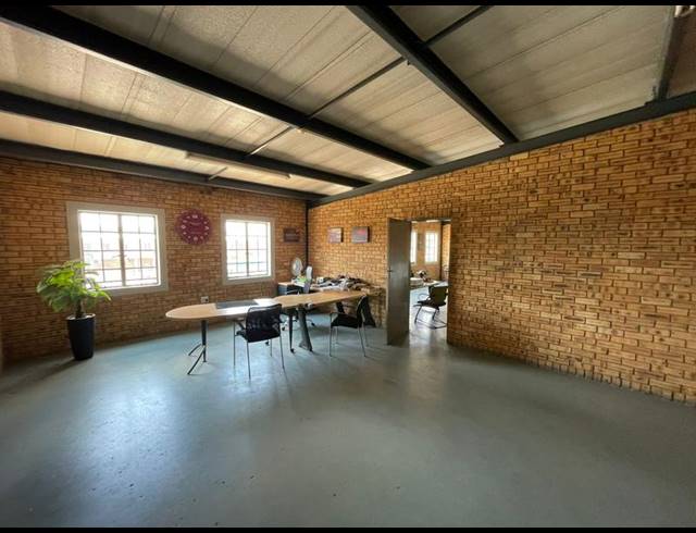 INDUSTRIAL PROPERTY TO RENT IN HENNOPSPARK